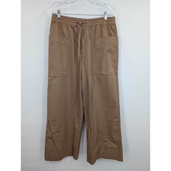 Everlane Easy Cargo Pants Tan Pull on wide leg NWT Women's sz Medium - Picture 2 of 8